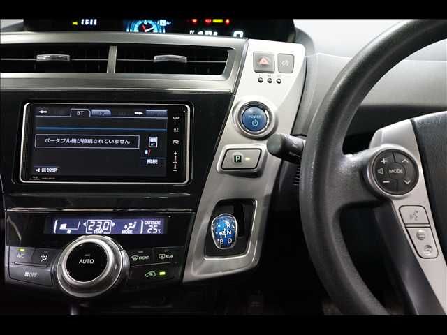 PRIUS Alpha