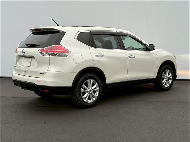 X-TRAIL 2WD