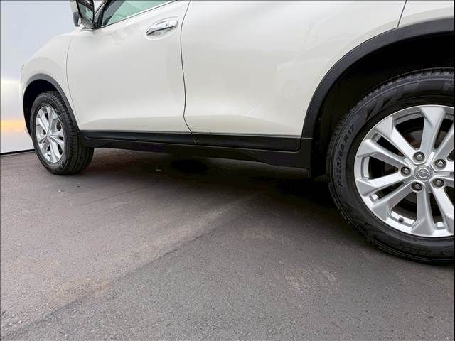 X-TRAIL 2WD