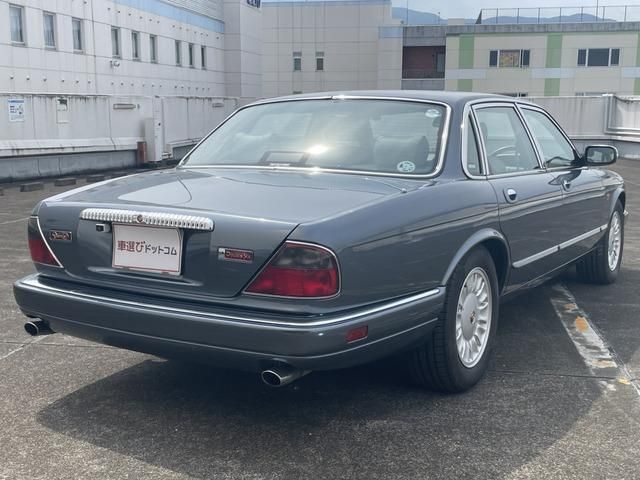 DAIMLER DAIMLER