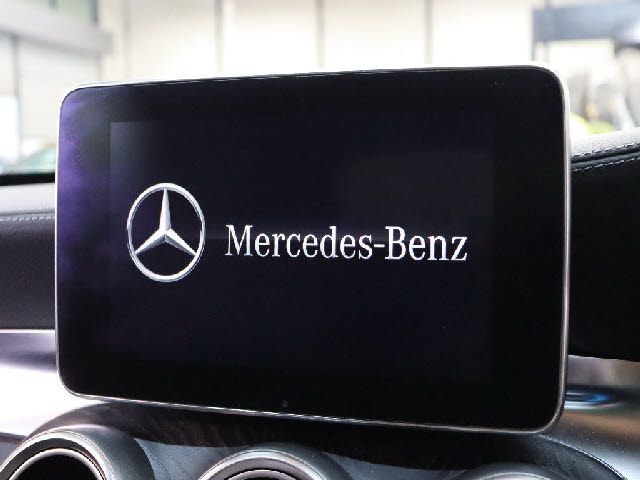 MERCEDES BENZ C class sedan