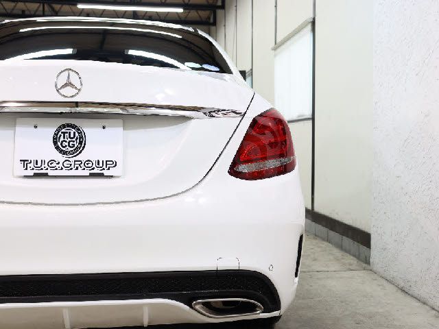 MERCEDES BENZ C class sedan