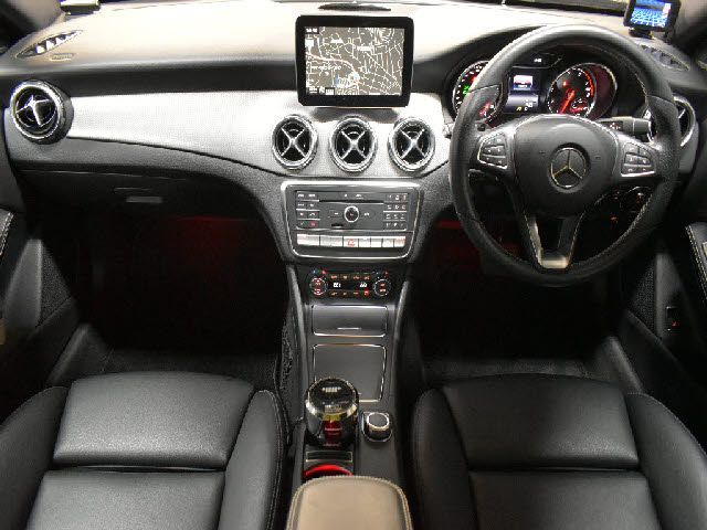 MERCEDES BENZ GLA class