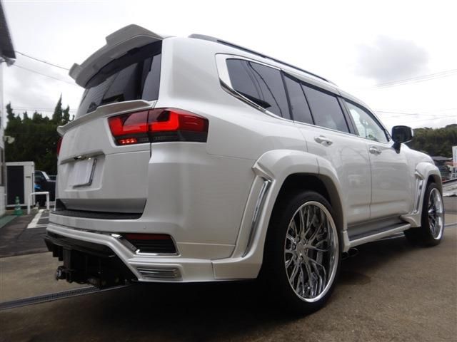LANDCRUISER wagon