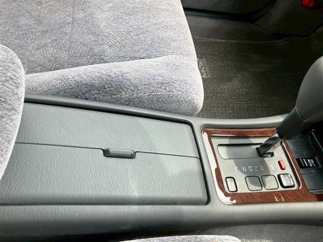 CROWN hardtop