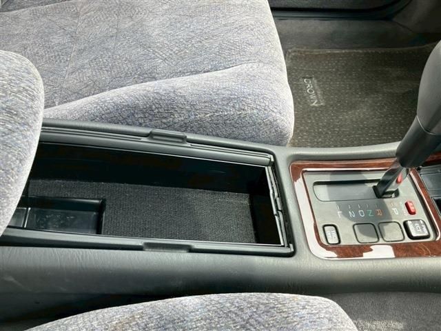 CROWN hardtop