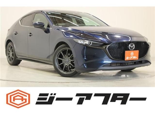 MAZDA3 FASTBACK