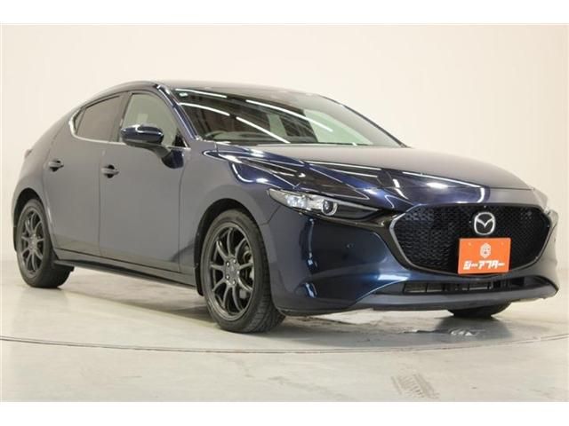MAZDA3 FASTBACK
