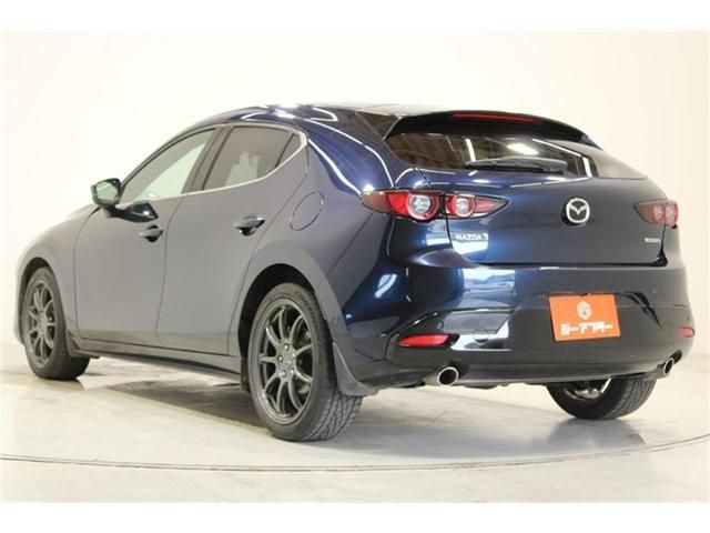 MAZDA3 FASTBACK