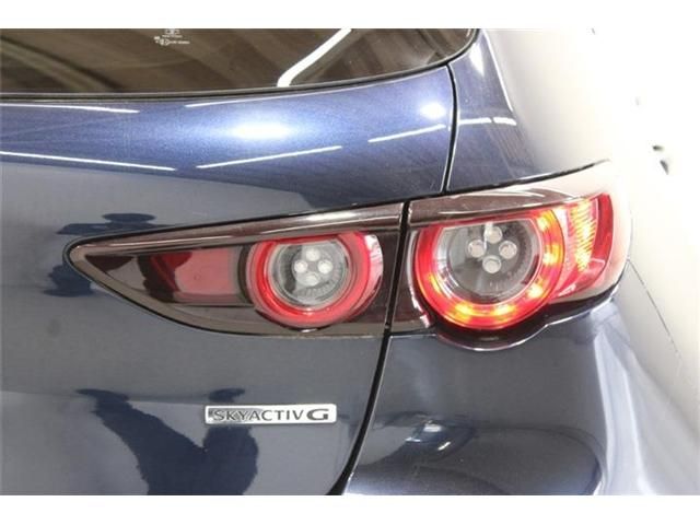 MAZDA3 FASTBACK