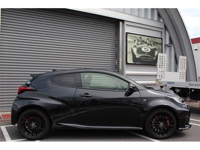 GR YARIS