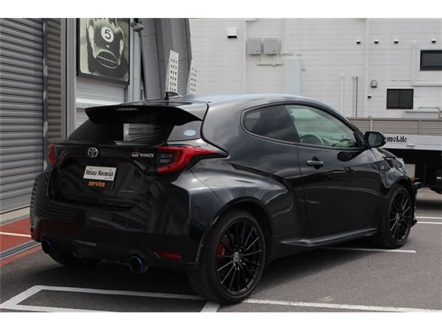 GR YARIS