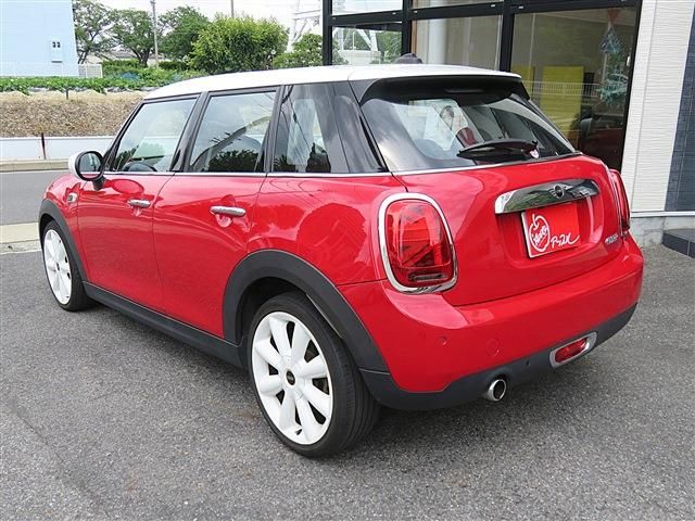 MINI COOPER 5DOOR