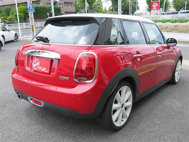 MINI COOPER 5DOOR