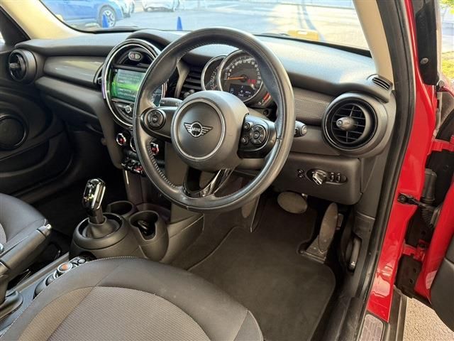 MINI COOPER 5DOOR