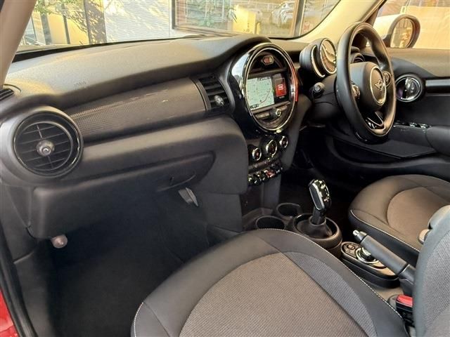 MINI COOPER 5DOOR