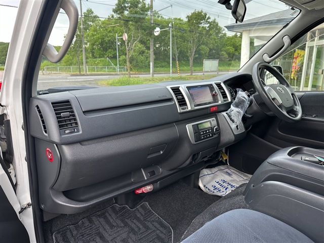 HIACE van 4WD