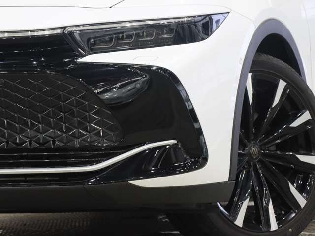 CROWN CROSSOVER
