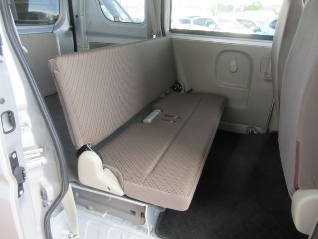 NV100 CLIPPER 4WD