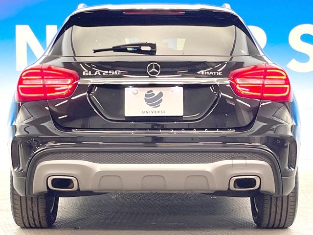 MERCEDES BENZ GLA class