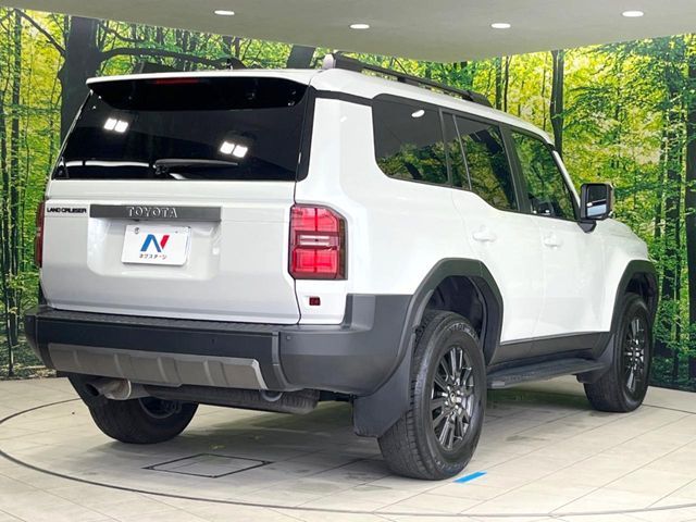 LANDCRUISER 250