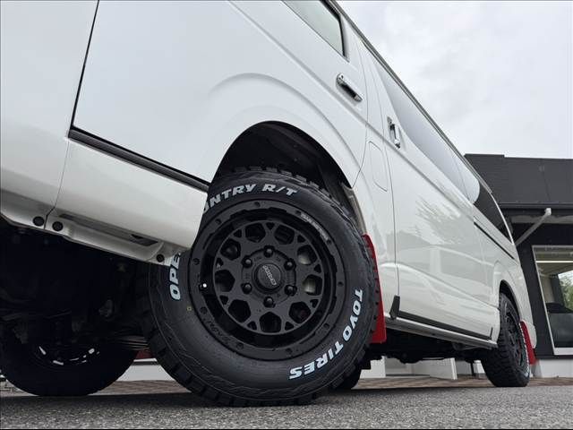 HIACE van 4WD