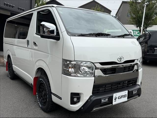 HIACE van 4WD