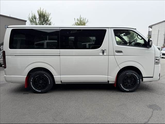 HIACE van 4WD