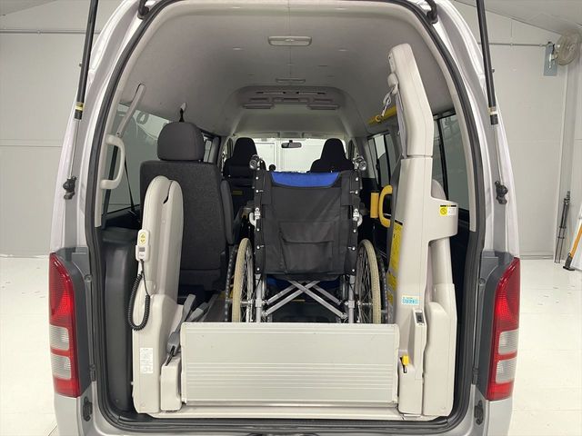 REGIUSACE van 2WD
