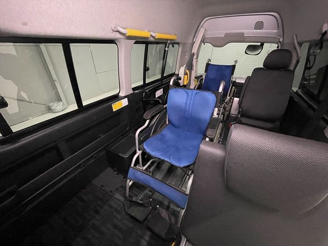 REGIUSACE van 2WD