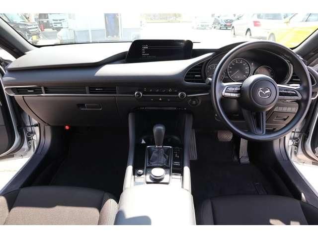 MAZDA3 FASTBACK
