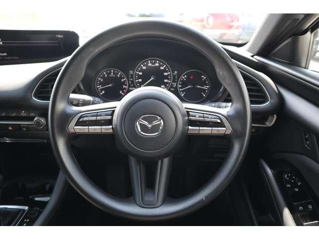 MAZDA3 FASTBACK