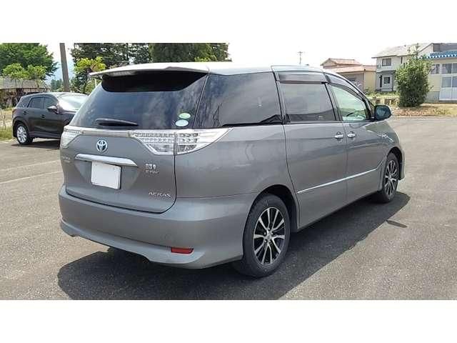 ESTIMA HYBRID 4WD