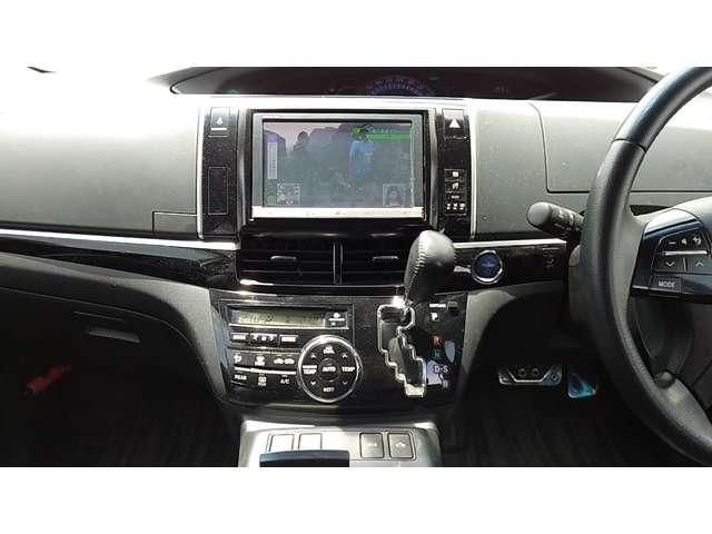 ESTIMA HYBRID 4WD