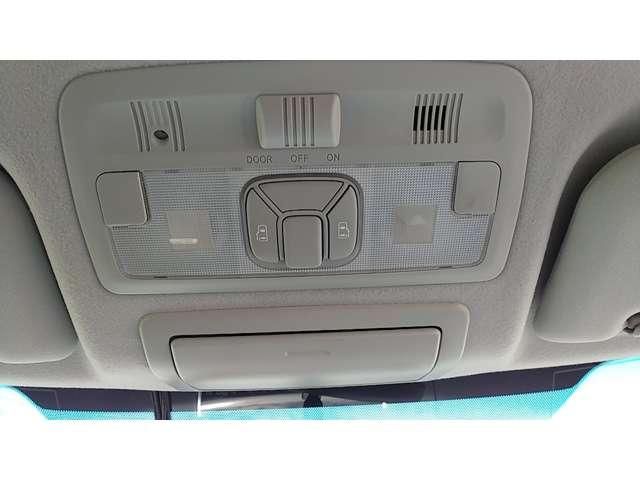 ESTIMA HYBRID 4WD