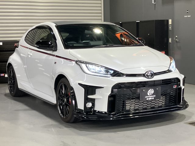 GR YARIS