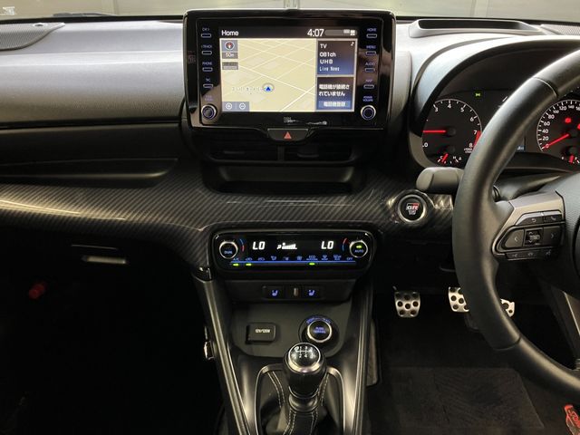 GR YARIS