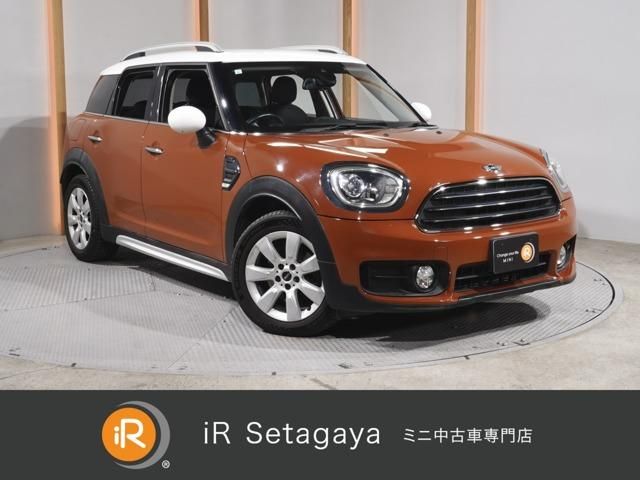 MINI COOPER CROSSOVER