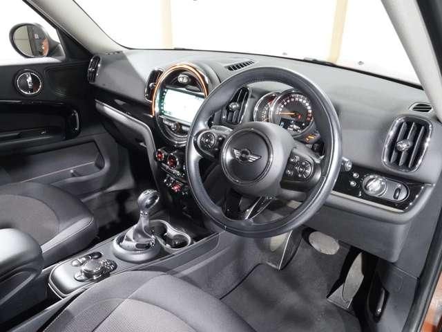 MINI COOPER CROSSOVER