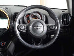 MINI COOPER CROSSOVER
