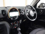 MINI COOPER CROSSOVER