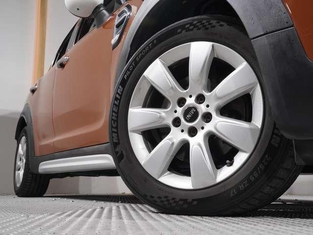 MINI COOPER CROSSOVER