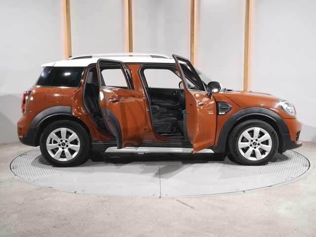 MINI COOPER CROSSOVER