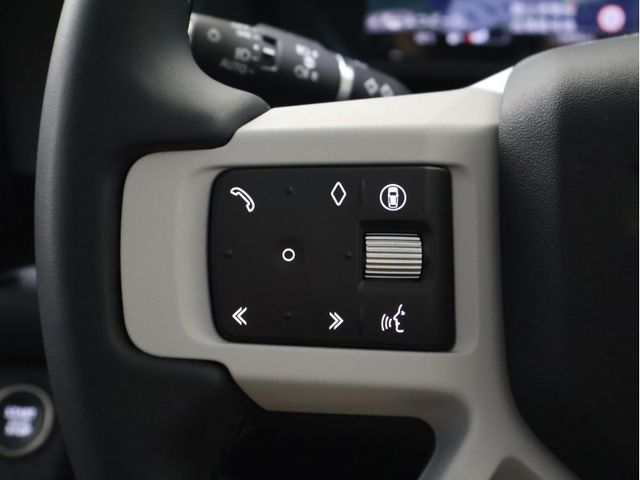 ROVER DEFENDER
