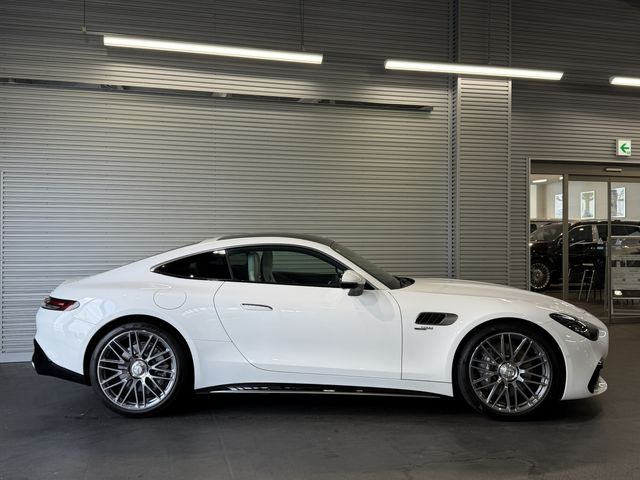 MERCEDES AMG GT