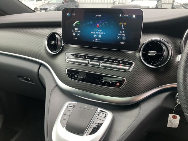 MERCEDES BENZ V class