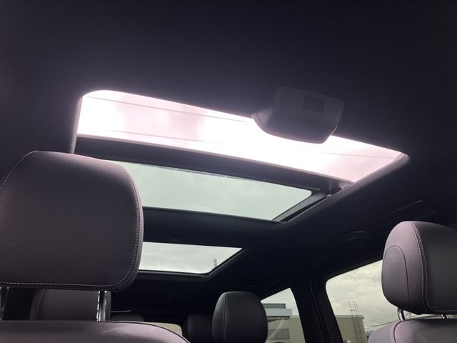 MERCEDES BENZ V class