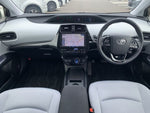 PRIUS 4WD