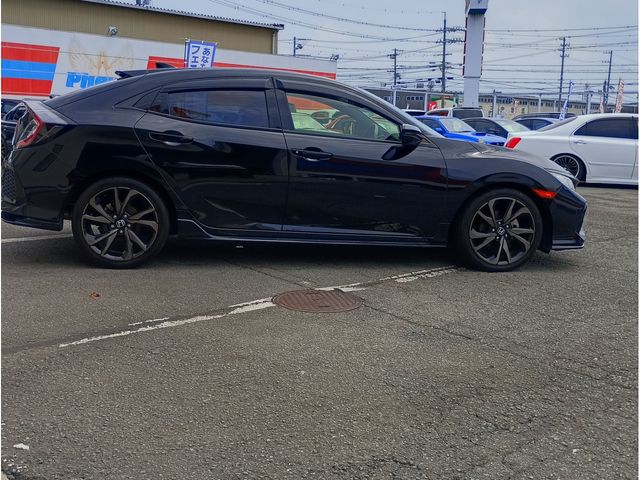 CIVIC hatchback