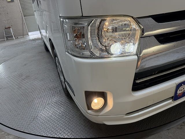 HIACE van 2WD
